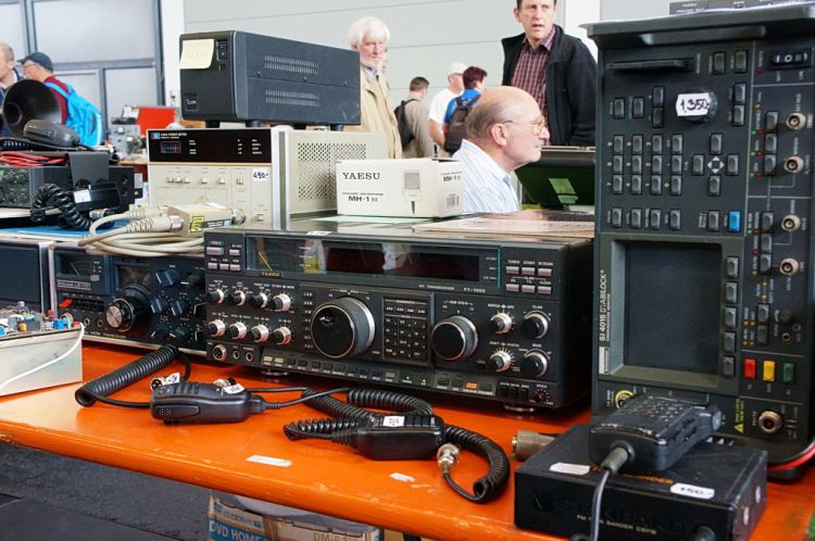 ������������� - Ham Radio 2013