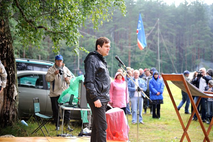    2013
