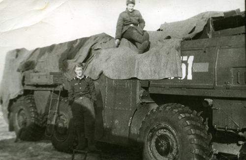 army002