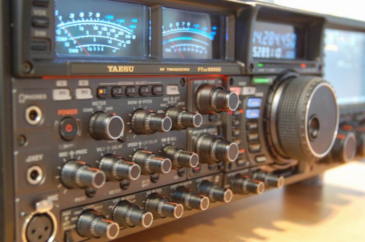  FT-9000