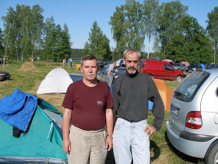 CQ-ES - 2005