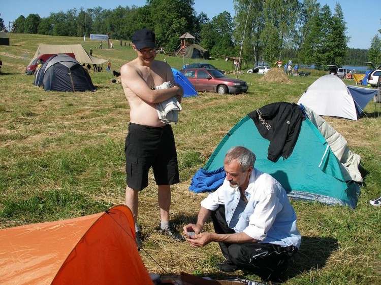 CQ-ES - 2005