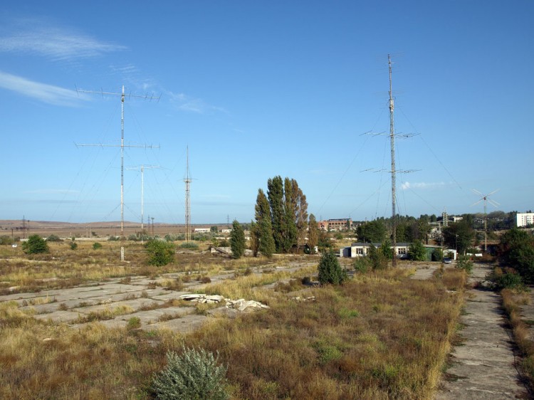 UU7J - 7, 14, 28 mhz
