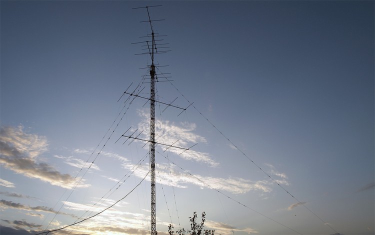 4x6 ele 28 mhz at UU7J
