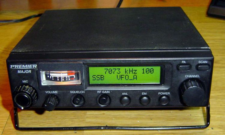 Rx 200-30000 kHz .    CB.  LY2BOK