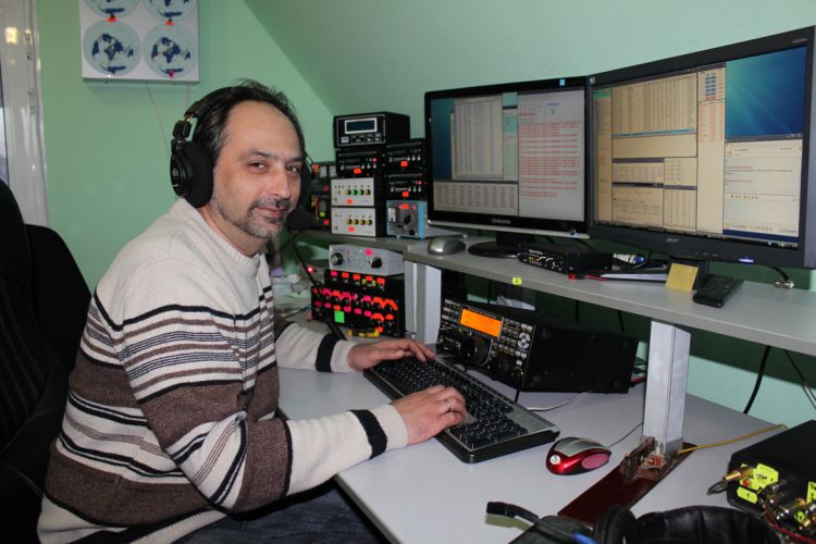 UZ2M RDXC 2011