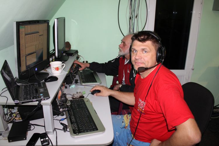 UZ2M RDXC 2011