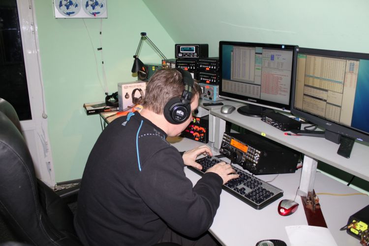 UZ2M RDXC 2011