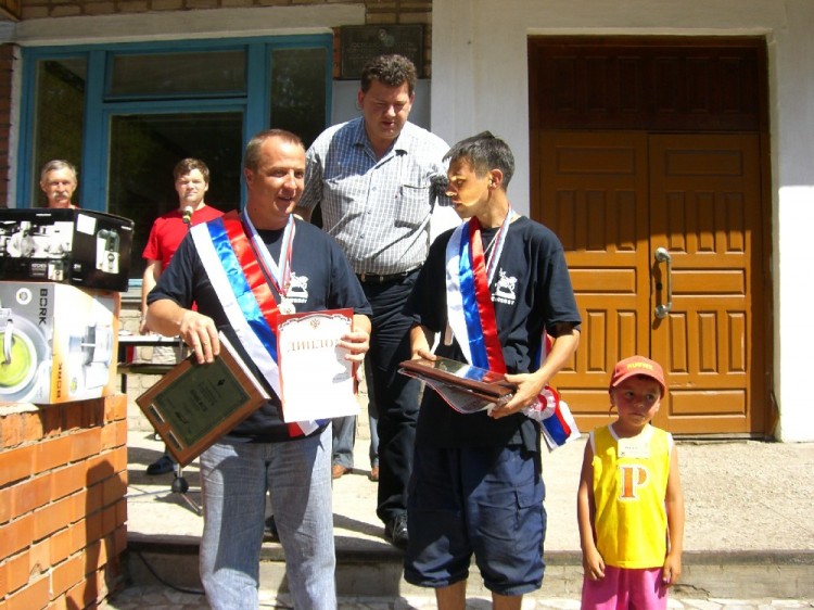  2006