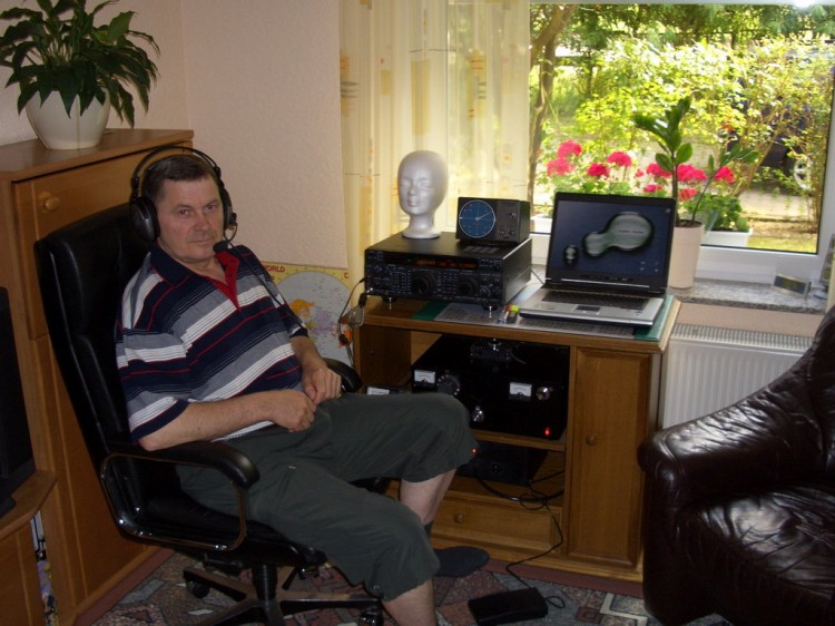 DJ5PZ - 