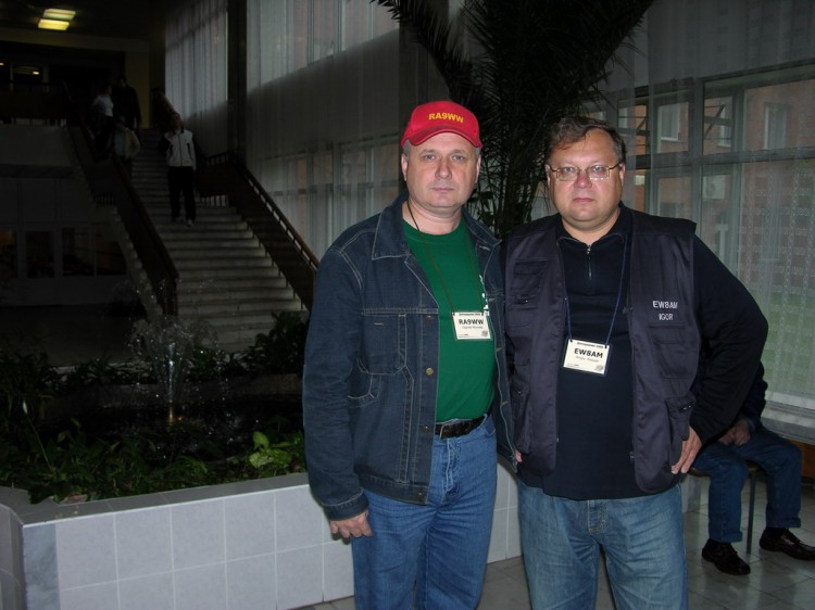 RA9WW &amp;  EW8AM. (Domodedovo-2006)
