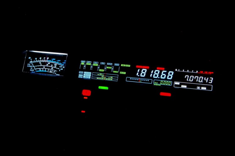 FT-2000