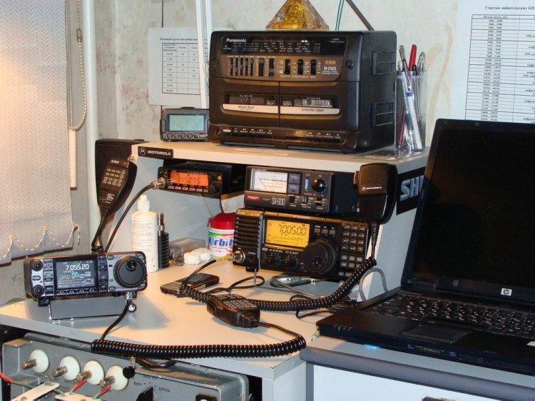   ( 2009)