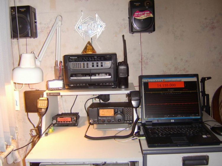   ( 2007 )