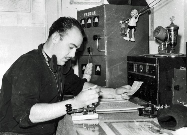 1960-..UA3KND.  