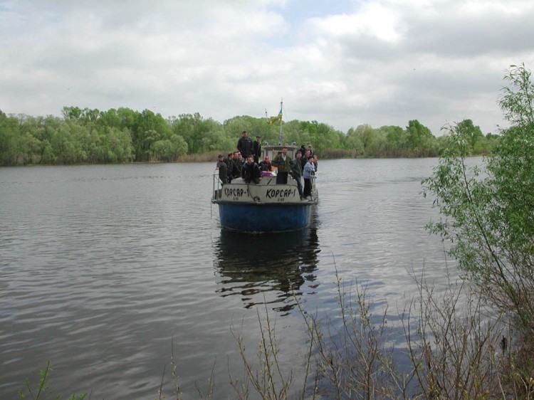  UT1HZM/p (2004)