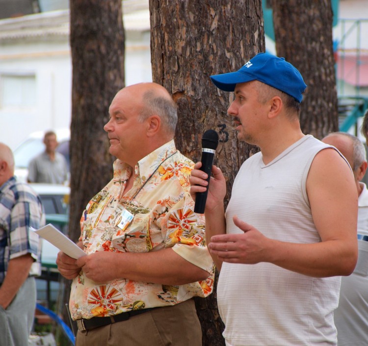     2009
